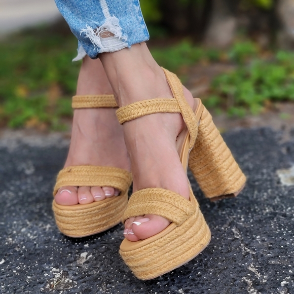 Women's  Chunky High Heel Platform Ankle Strap Espadrille Sandals - Picture 5 of 6